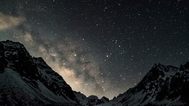 Светильник со звездами на потолок для создания уютной атмосферы